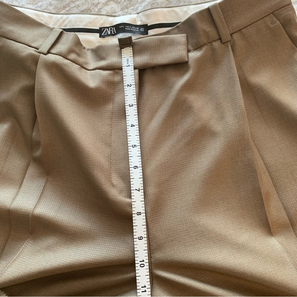 Zara RARE Straight Cut Pleated Pants with Pockets‎ In Khaki Size L - Picture 9 of 11